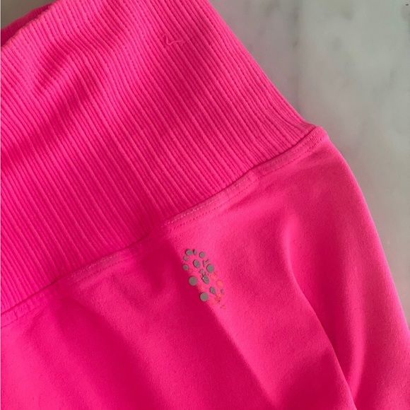 Free People good karma high rise 7/8 leggings - Picture 6 of 6